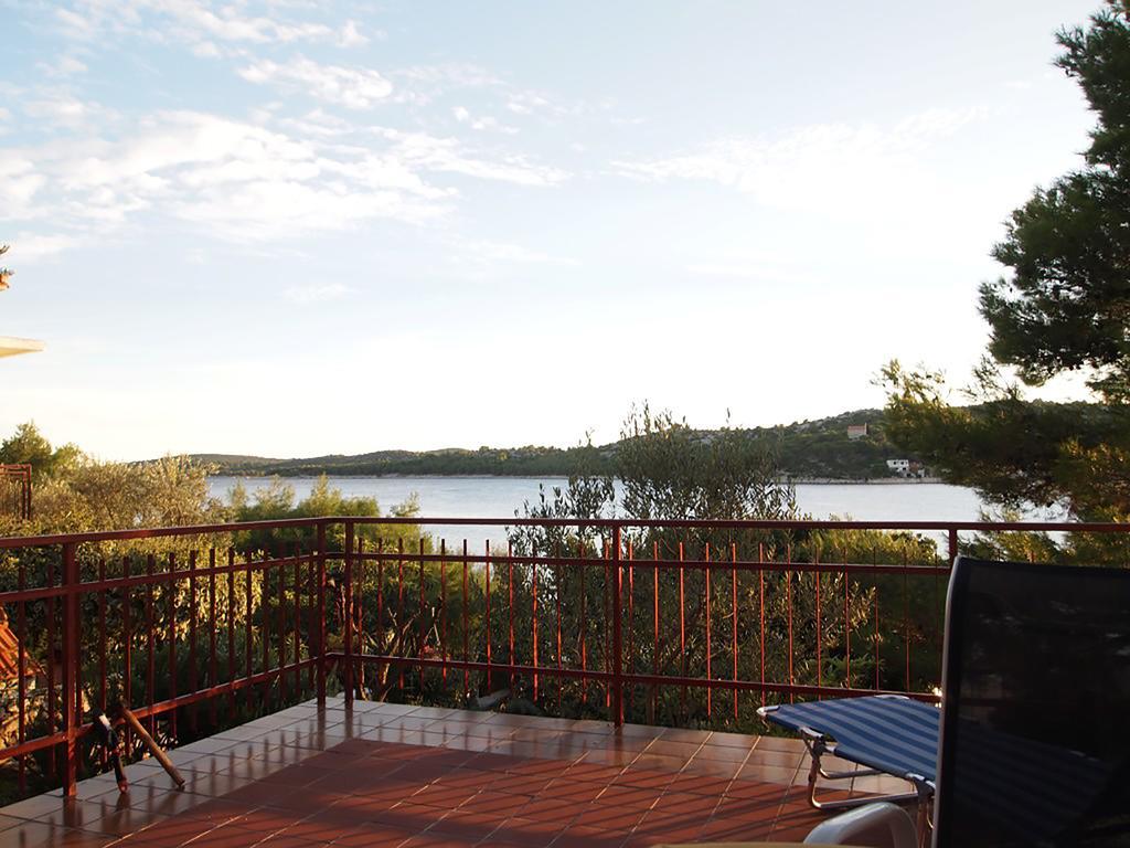 Apartment Marija Tisno Δωμάτιο φωτογραφία
