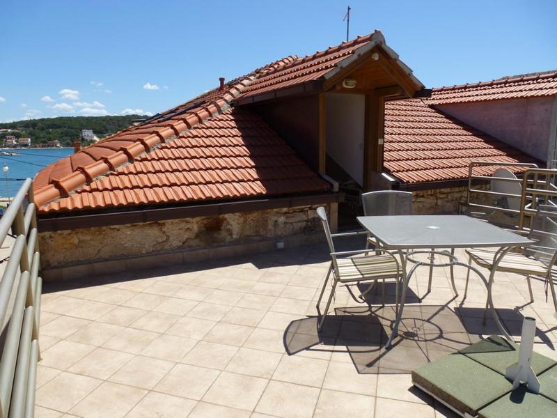 Apartment Marija Tisno Εξωτερικό φωτογραφία